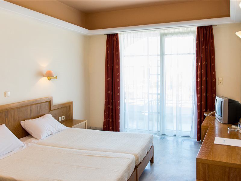 העיירה רתימנו Anita Beach Hotel- Adults Only מראה חיצוני תמונה