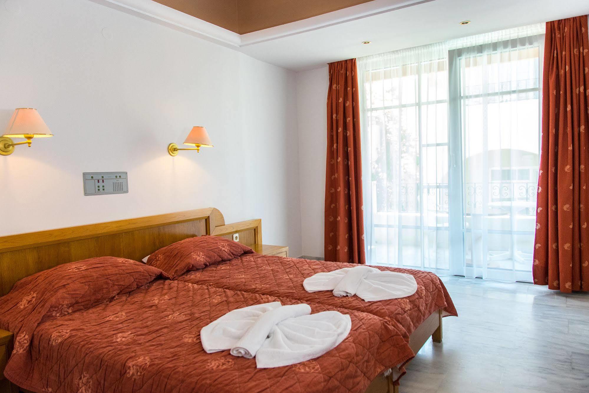 העיירה רתימנו Anita Beach Hotel- Adults Only מראה חיצוני תמונה