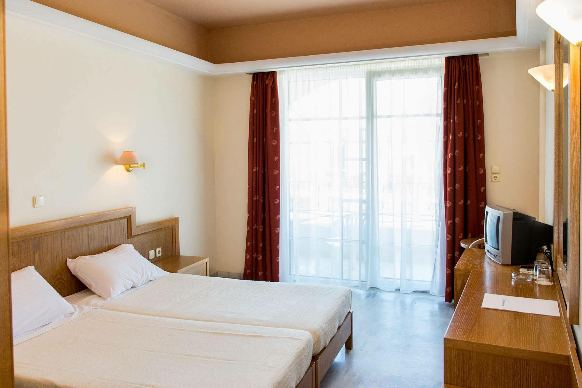 העיירה רתימנו Anita Beach Hotel- Adults Only מראה חיצוני תמונה